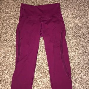 Maroon workout leggings